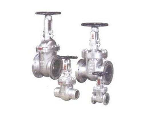 L&T CAST STEEL GLOBE VALVE